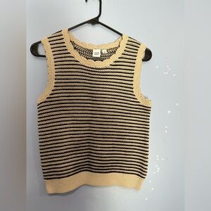 GAP Black and Cream Knit Tank Top